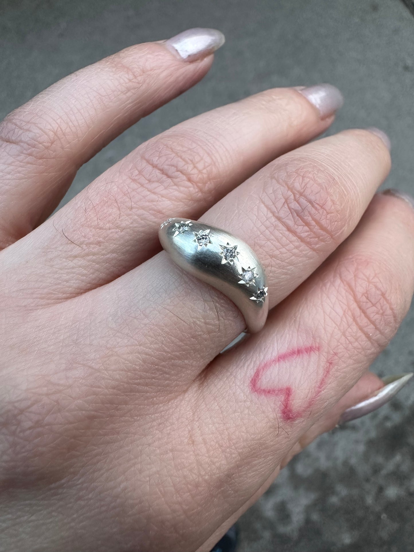 Wave band with Diamonds