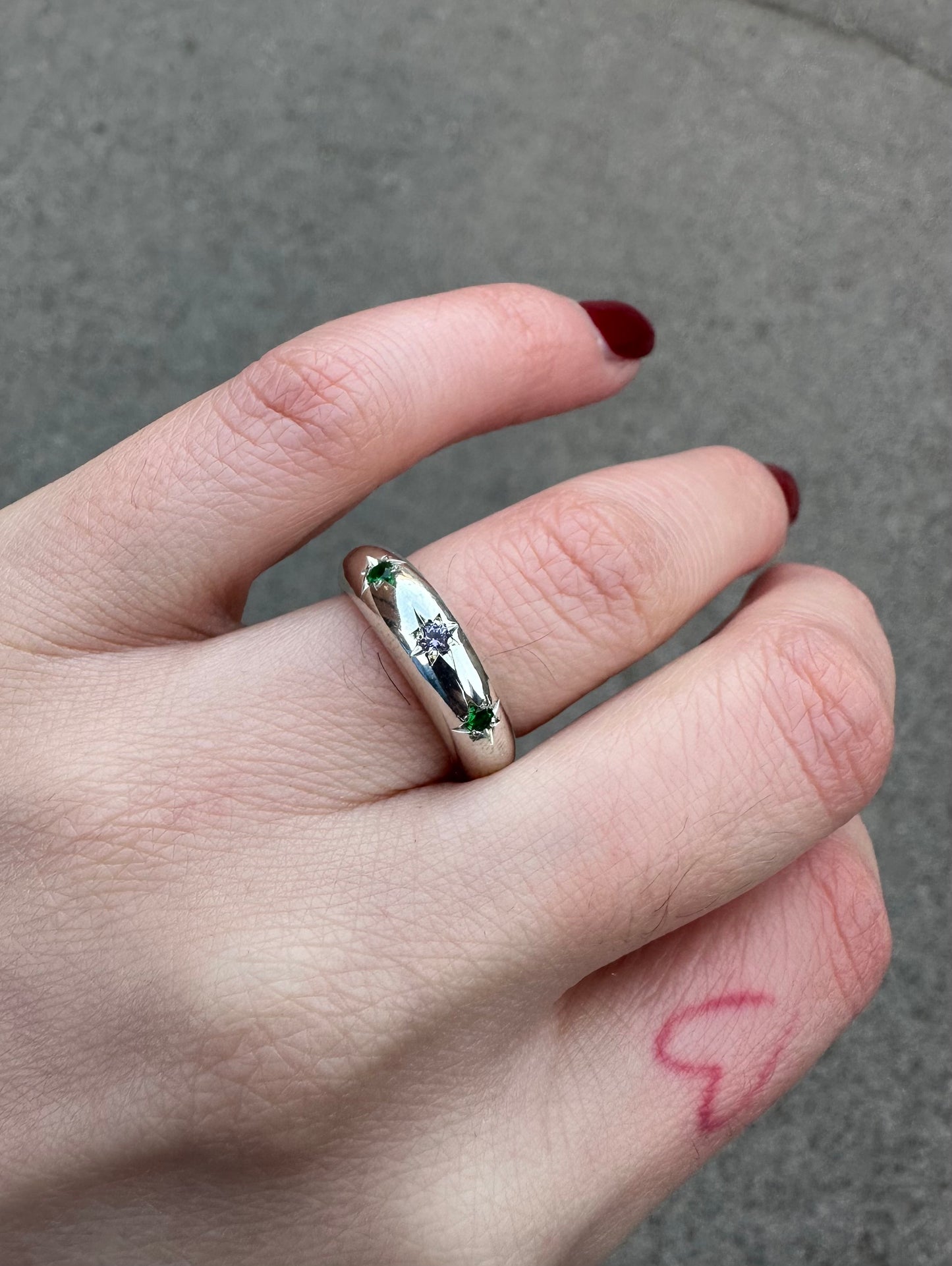 Star Set Domed band in Silver