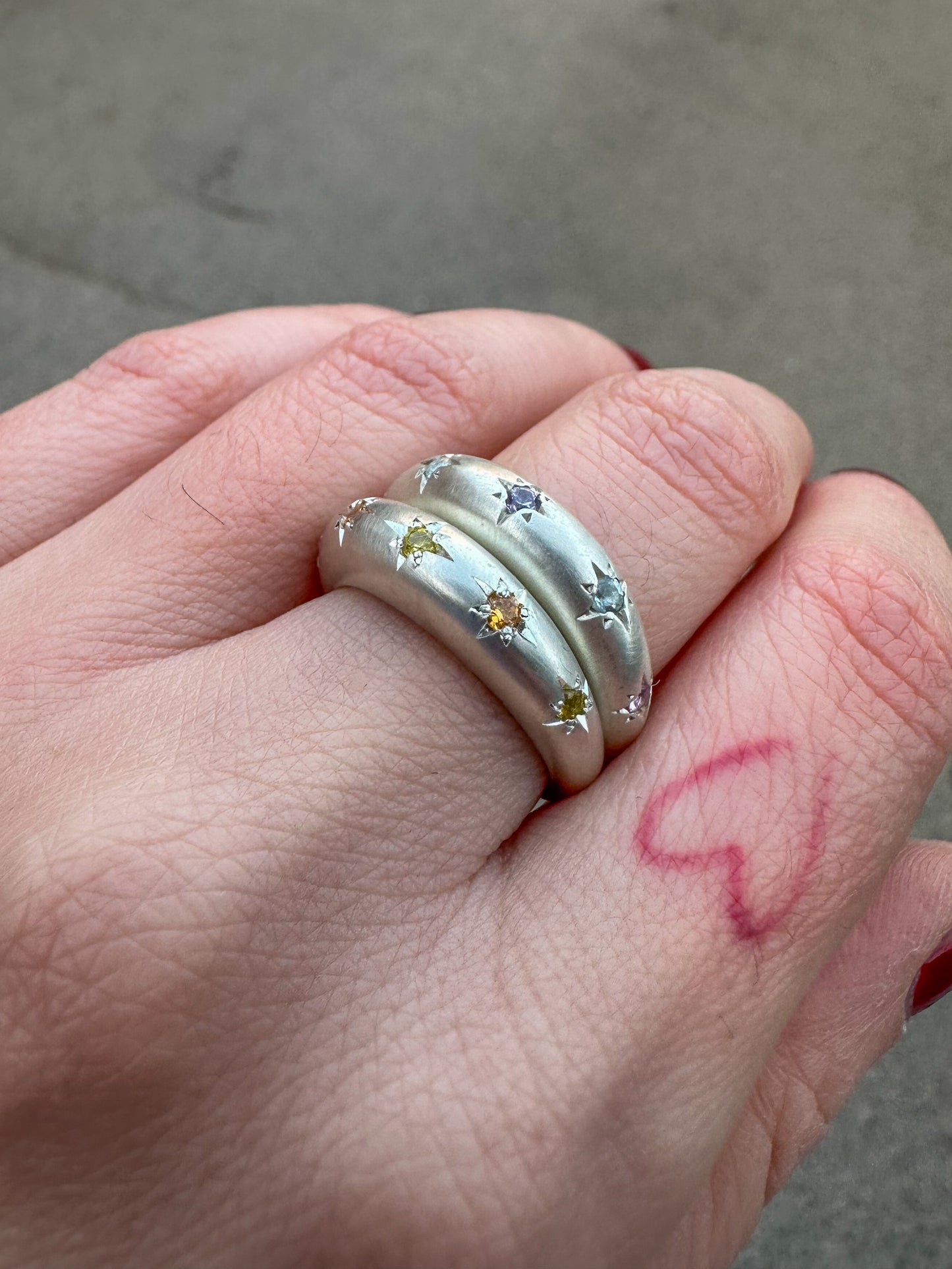 Star Set Domed band in Silver